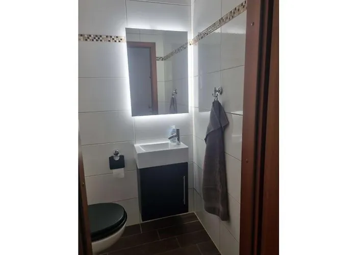 Below Deck Comfortable Vakantiehuis Lindau (Schleswig-Flensburg)